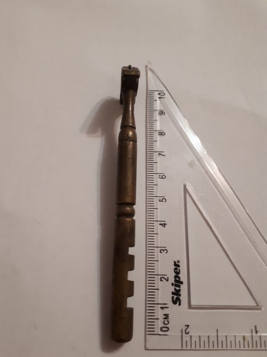 Антиквариат  стеклорез латунный  в хорошем состоянии