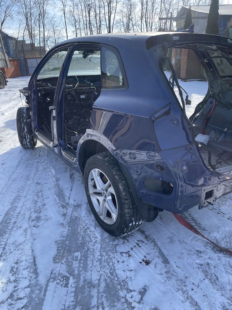 Четверть задняя левая Audi Q5 80A USA LX5H чверть синяя белая