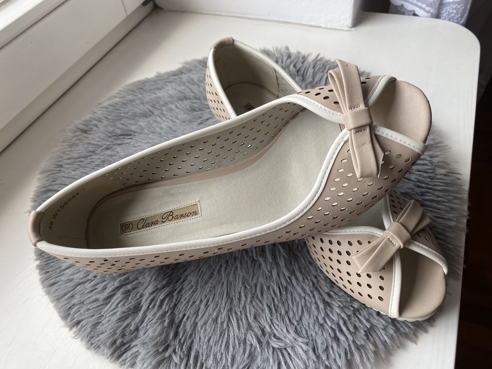 Czółenka baleriny espadryle damskie buty letnie Clara Barson 38