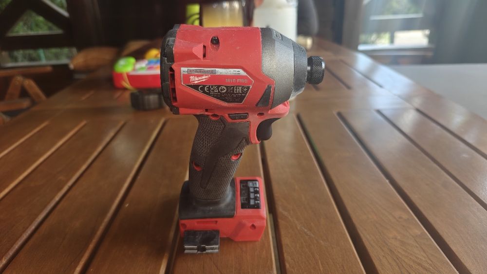Milwaukee M18 FID 2 zakrętarka