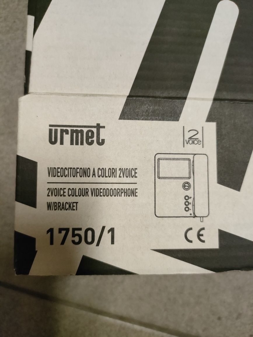 Super cena -Nowy Videodomofon  z kolorowym wyświetlaczem.