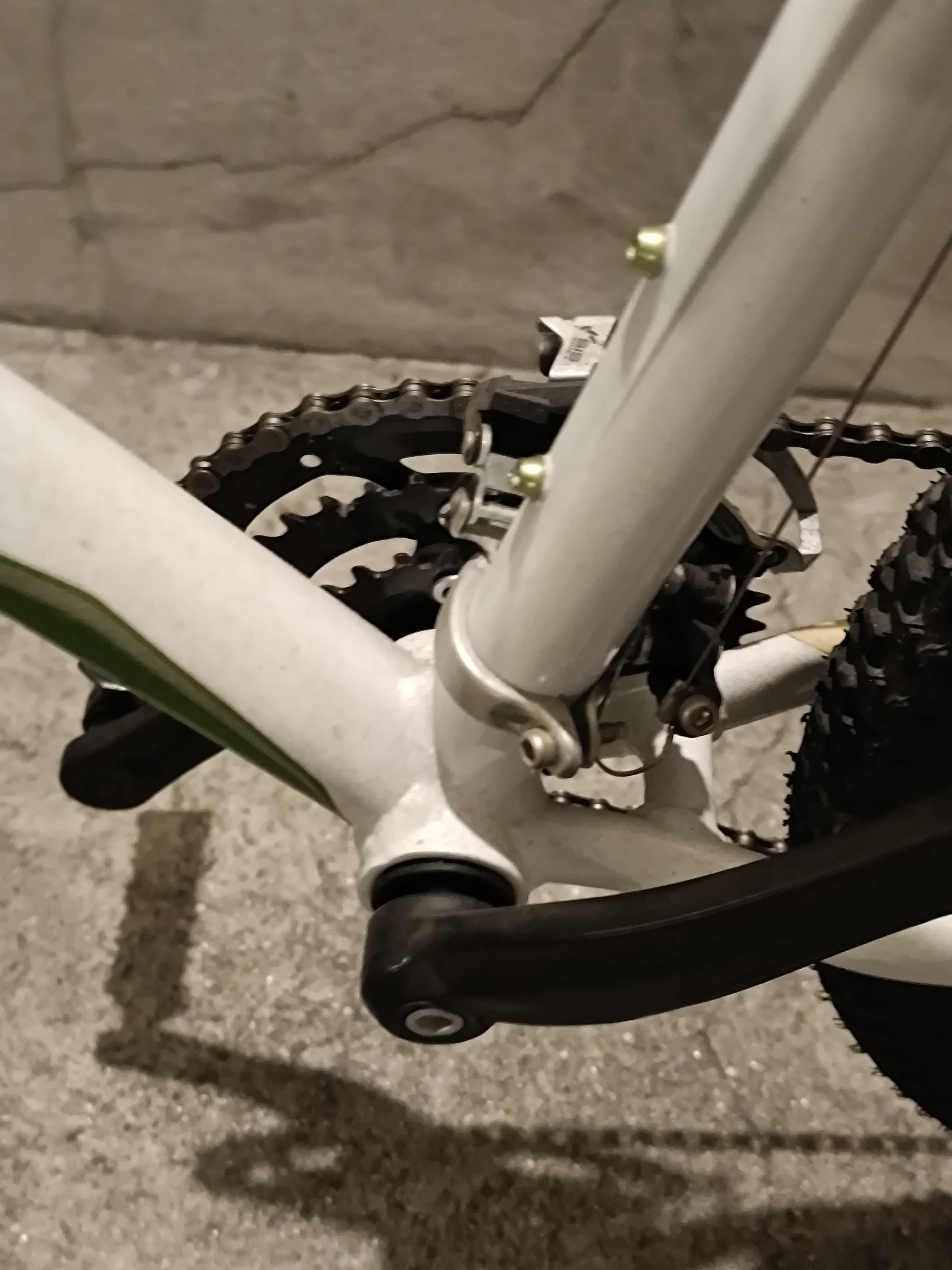 Bicicleta RockRider RR 5.3 suspensão frontal