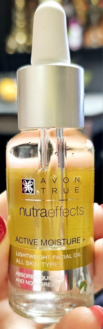 Nowy Olejek do twarzy Nutra Effects Nourish - Avon, 30mll