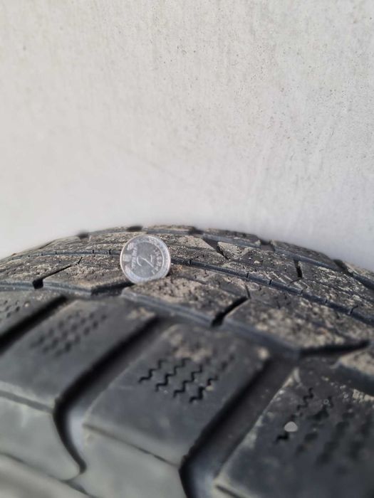 продам  колеса в сборе  R15 4шт,резина зимняя,185/60 R15