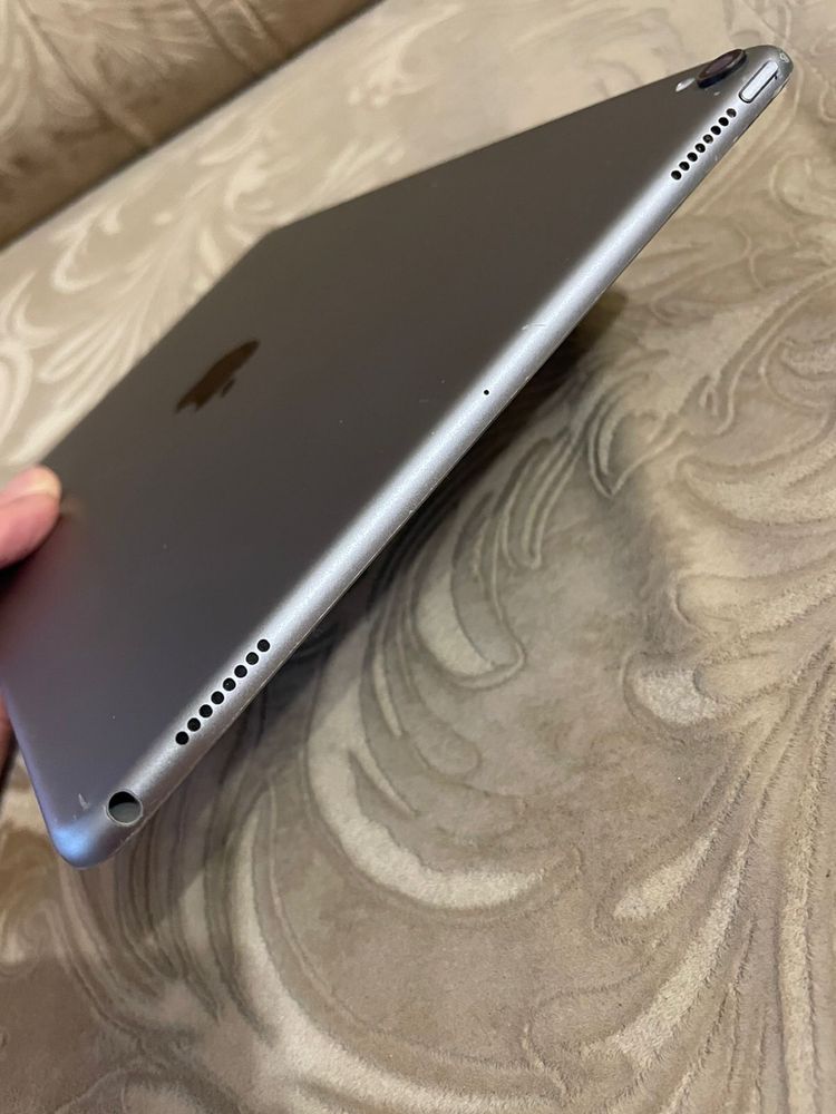 iPad pro 10.5 256gb wifi 2018год