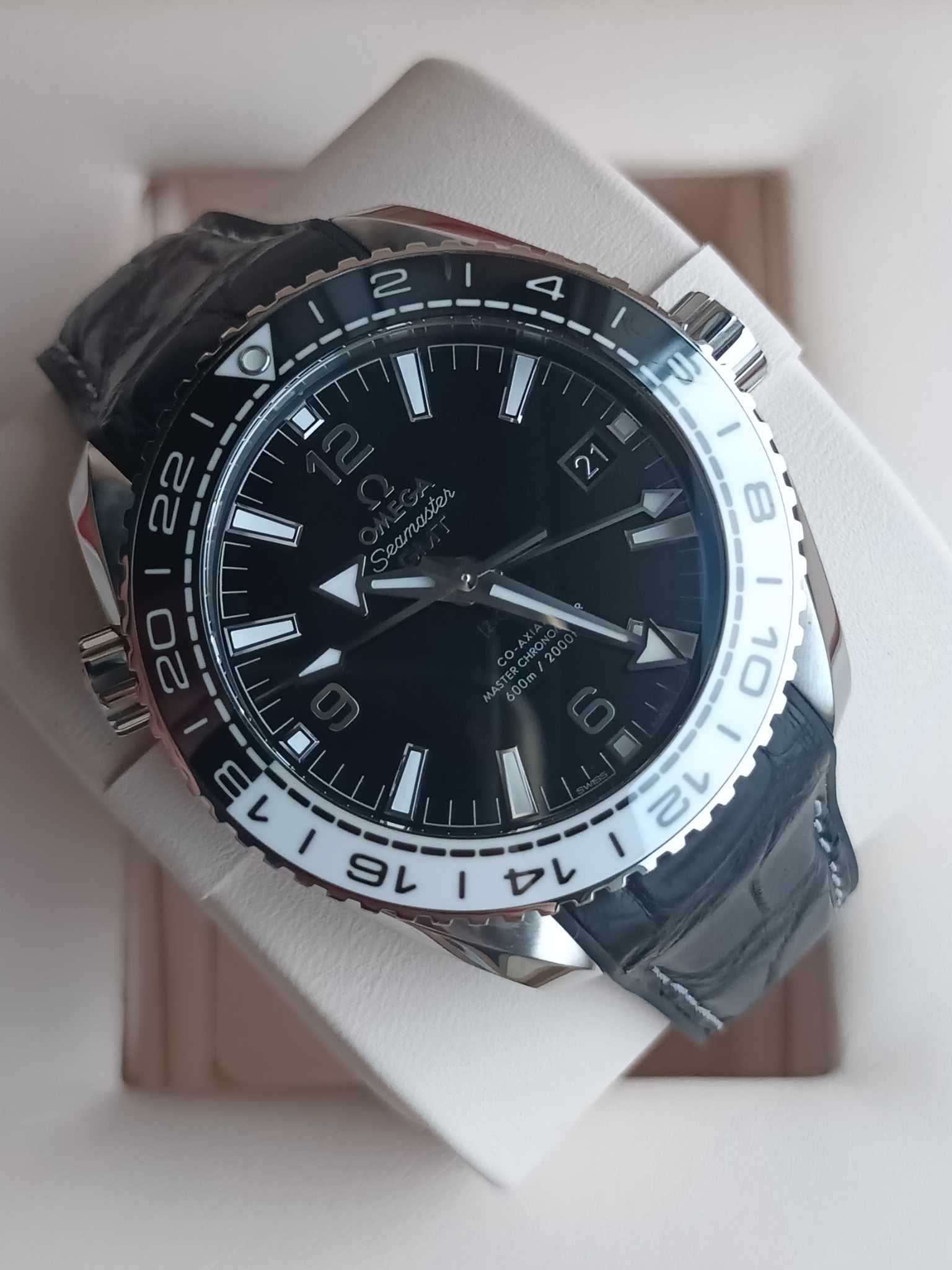 Omega Seamaster Planet Ocean 600M GMT 43,5mm 07.2024