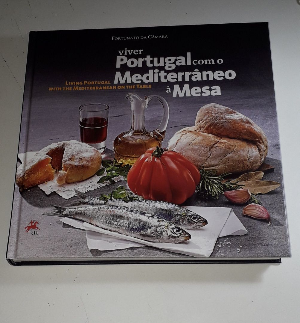 Viver Portugal com o Mediterrâneo à Mesa Livro Selos CTT Completo