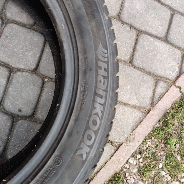 Opony zimowe 215/55R18  HANKOOK