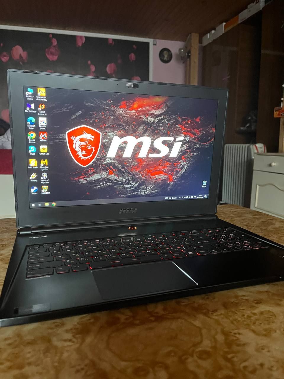 Продам ноутбук MSI