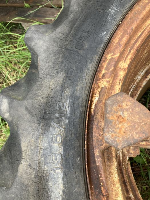 Koła bliźniacze opona 14,9-38 IH 16,9-38 13,6-36 Ford Leyland Deutz