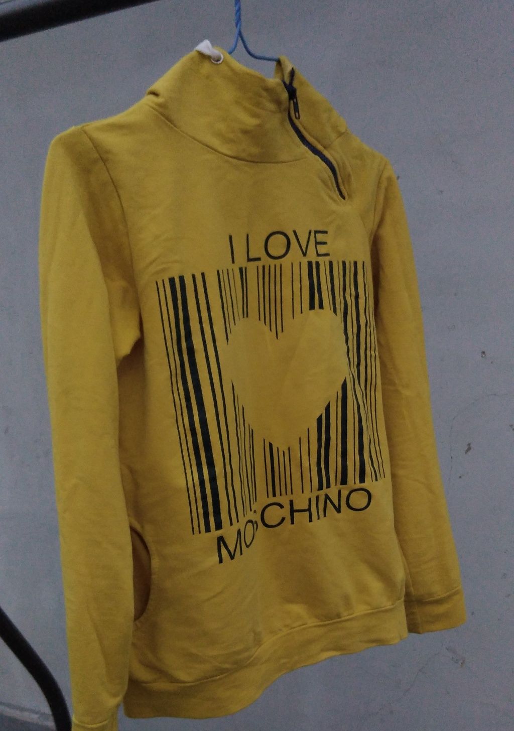 Кофта "I love  moschino  "