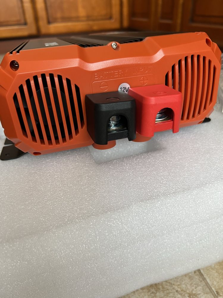 Інвертор FCHAO 1500W 12v-230V чистий синус