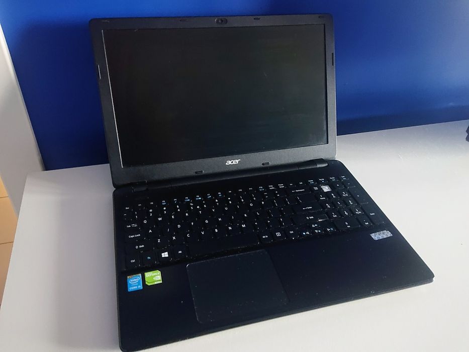 Laptop Acer e15  e5 571g