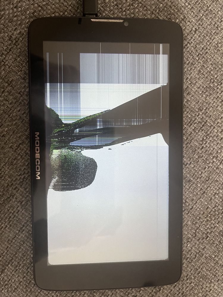 Tablet modecom 7004