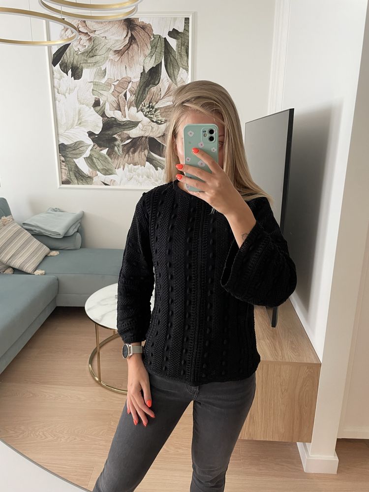 Czarny sweter Massimo Dutti XS
