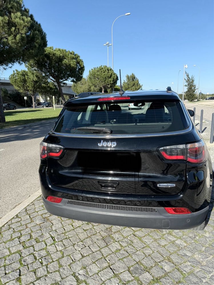 Jeep Compass 1.6 Longitude