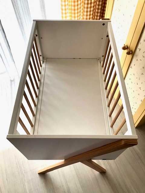 Berço nature branco - Zippy - 3 em 1 secretária + caixa de brinquedos
