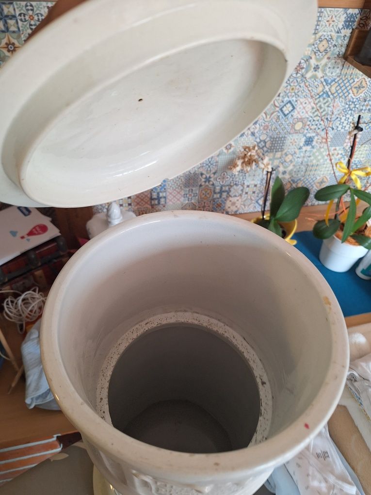 Filtrador de água antigo de farmácia