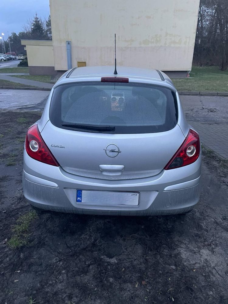 Sprzedam Opel Corsa D 2007- benzyna, 191 850km