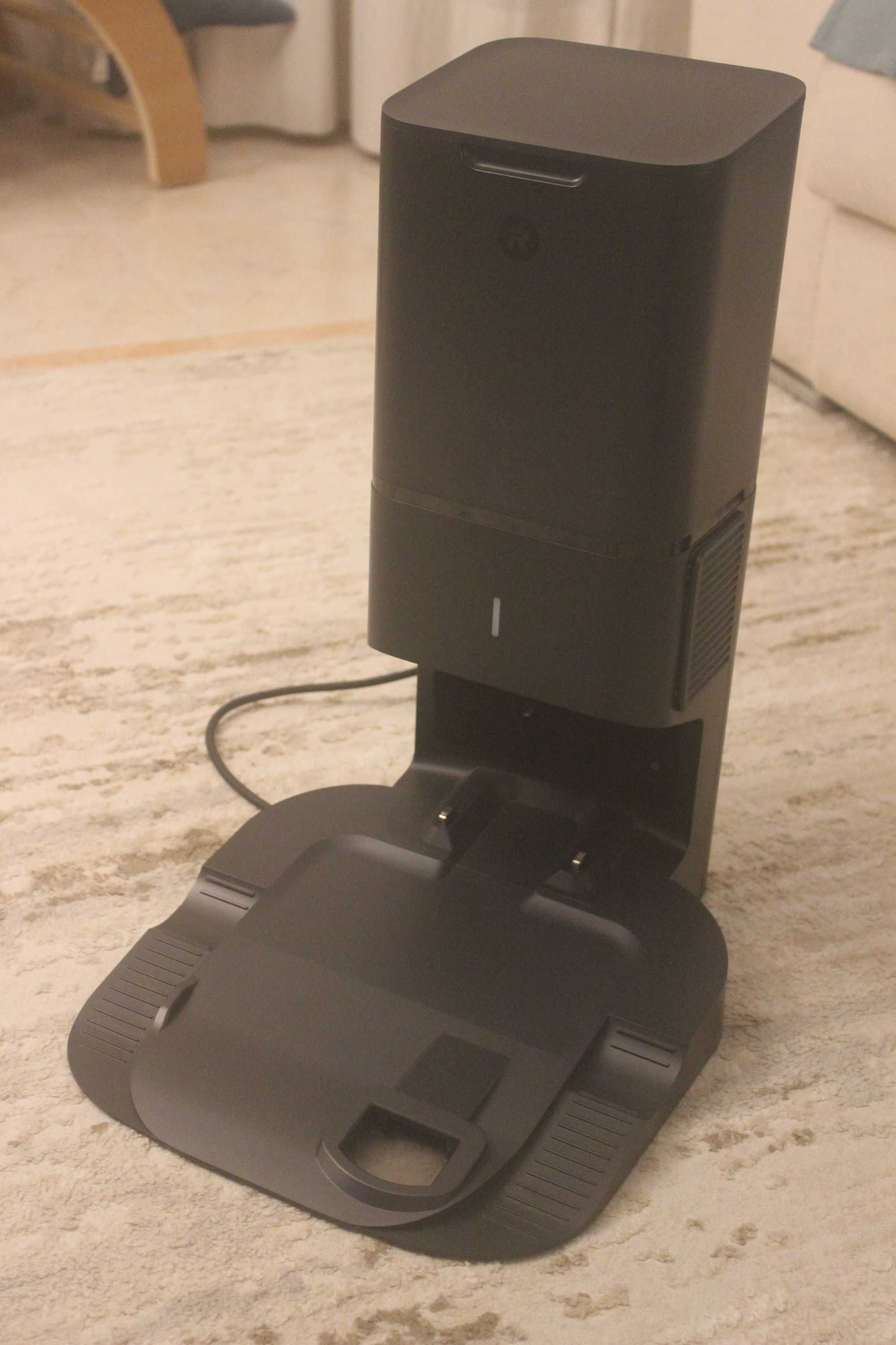 Robot Aspirador - Roomba i5 + Base