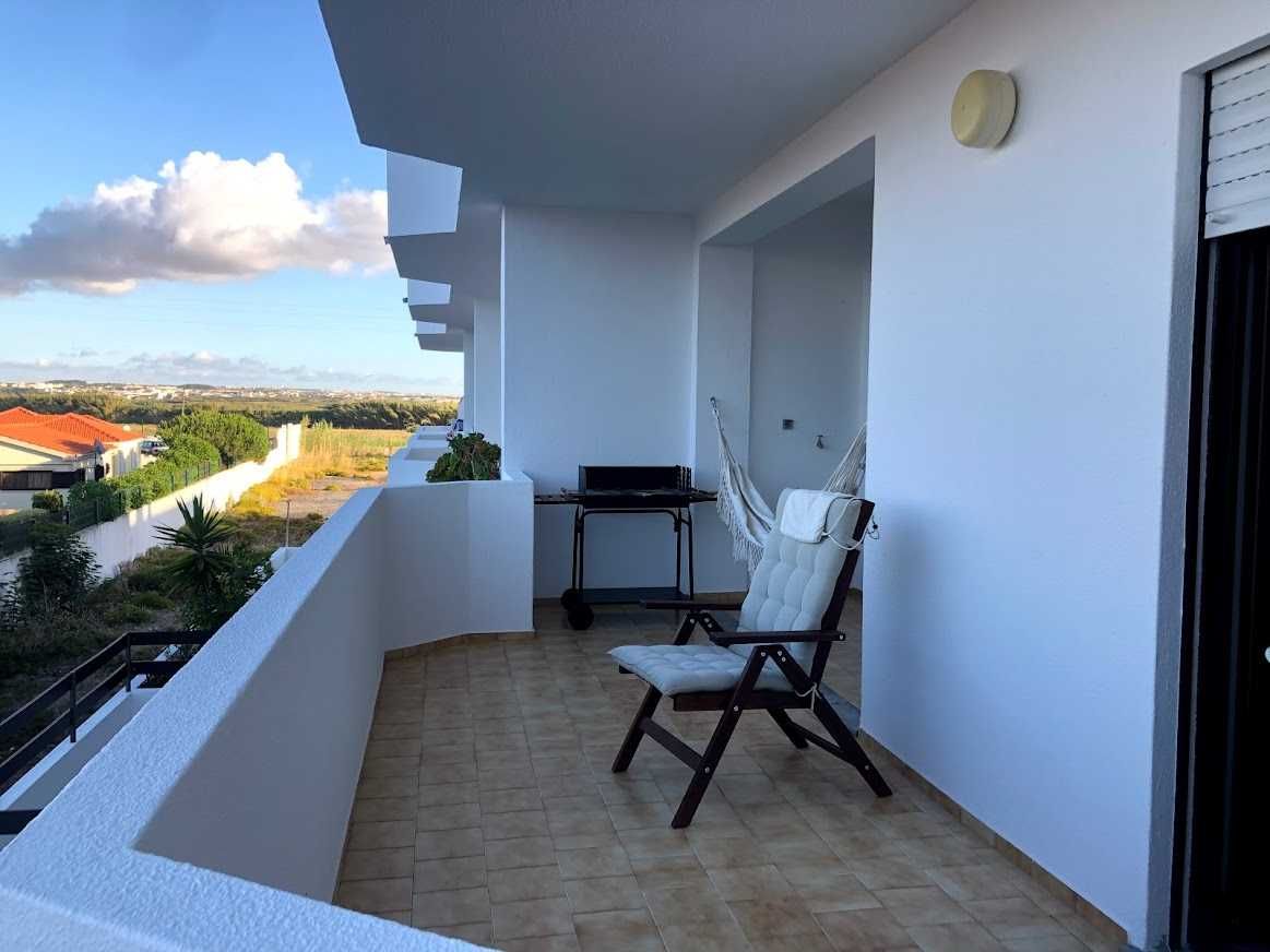 Apartamento T2 para férias no Baleal(disponivel de 11-17 Agosto)