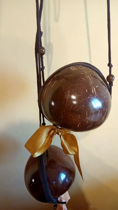 Сумочка из кокоса