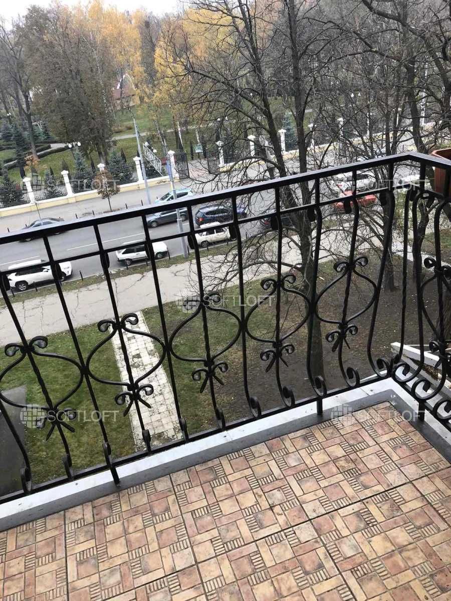 Довгострокова оренда 2к квартири, Центр