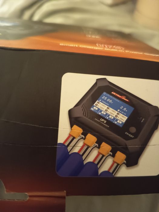 Carregador inteligente ULTRA POWER UP9-drones e carros telecomandados