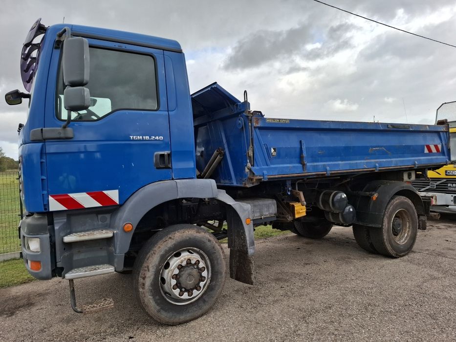 Torf czarnoziem ziemia ogrodowa