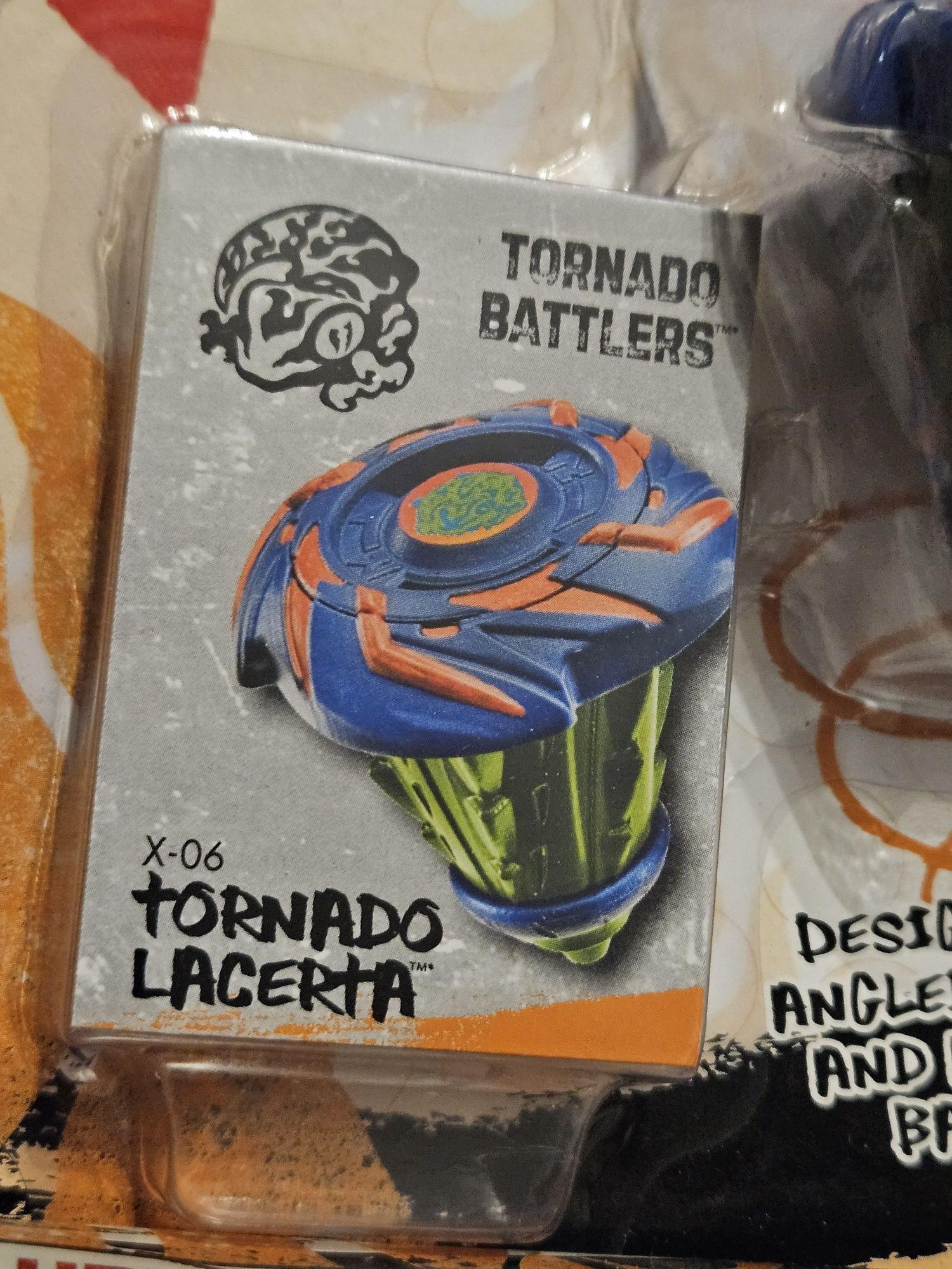 2011 Beyblade XTS Tornado Lacerta Hasbro WBBA
X-06 Tornado Lacerta - T