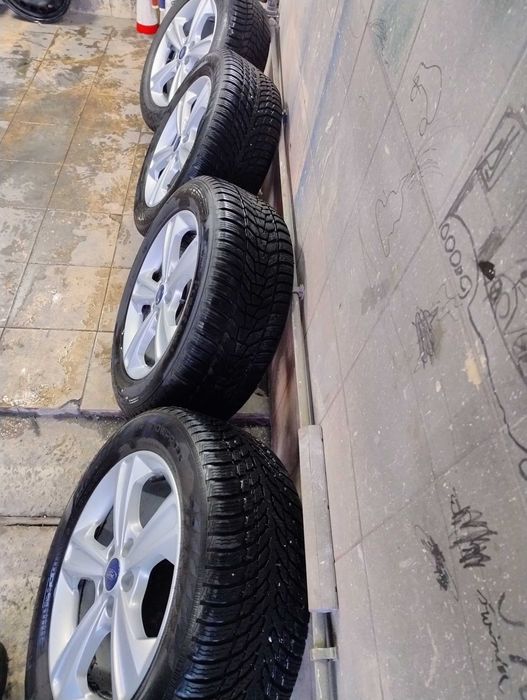Alufelgi z oponami zimowymi 17 5x108 Ford Kuga,S-Max, mondeo