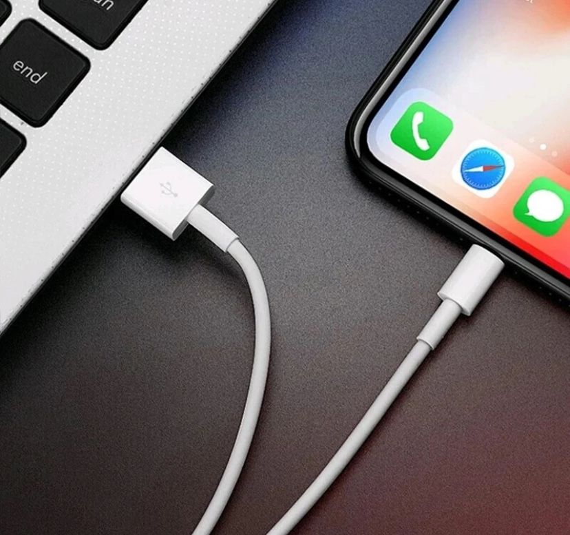 Sprzedaż pięciu sztuk za 20 zł USB Cable For iPhone