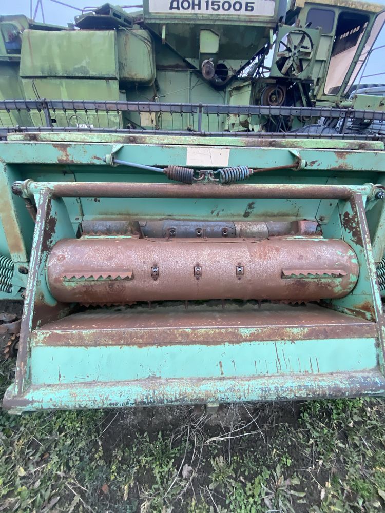 Комбайн ДОН 1500Б