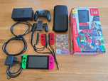 Nintendo Switch Mario Odyssey Edition, 4 Joy Cony, Pro pad, etui, gra