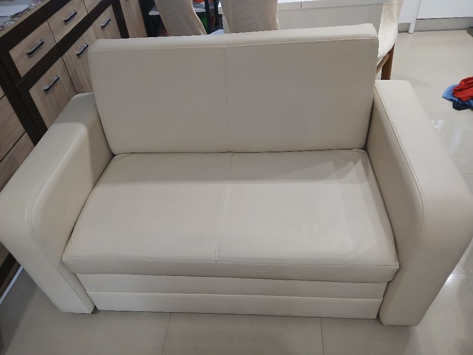 Sofa dwuosobowa rozkladana