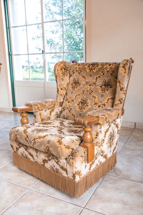 Cadeirões holandeses em veludo e carvalho maciço (entrega gratuita)