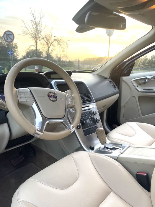 Volvo XC60 D5 Summum 2.4CC 180CV