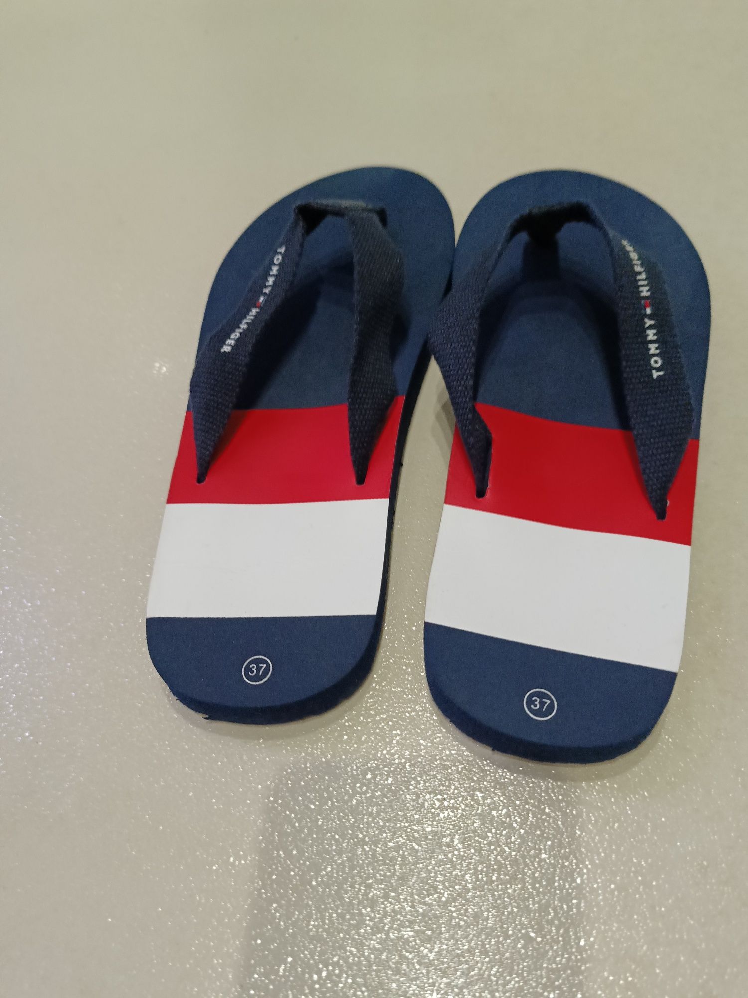 Japonki Tommy Hilfiger