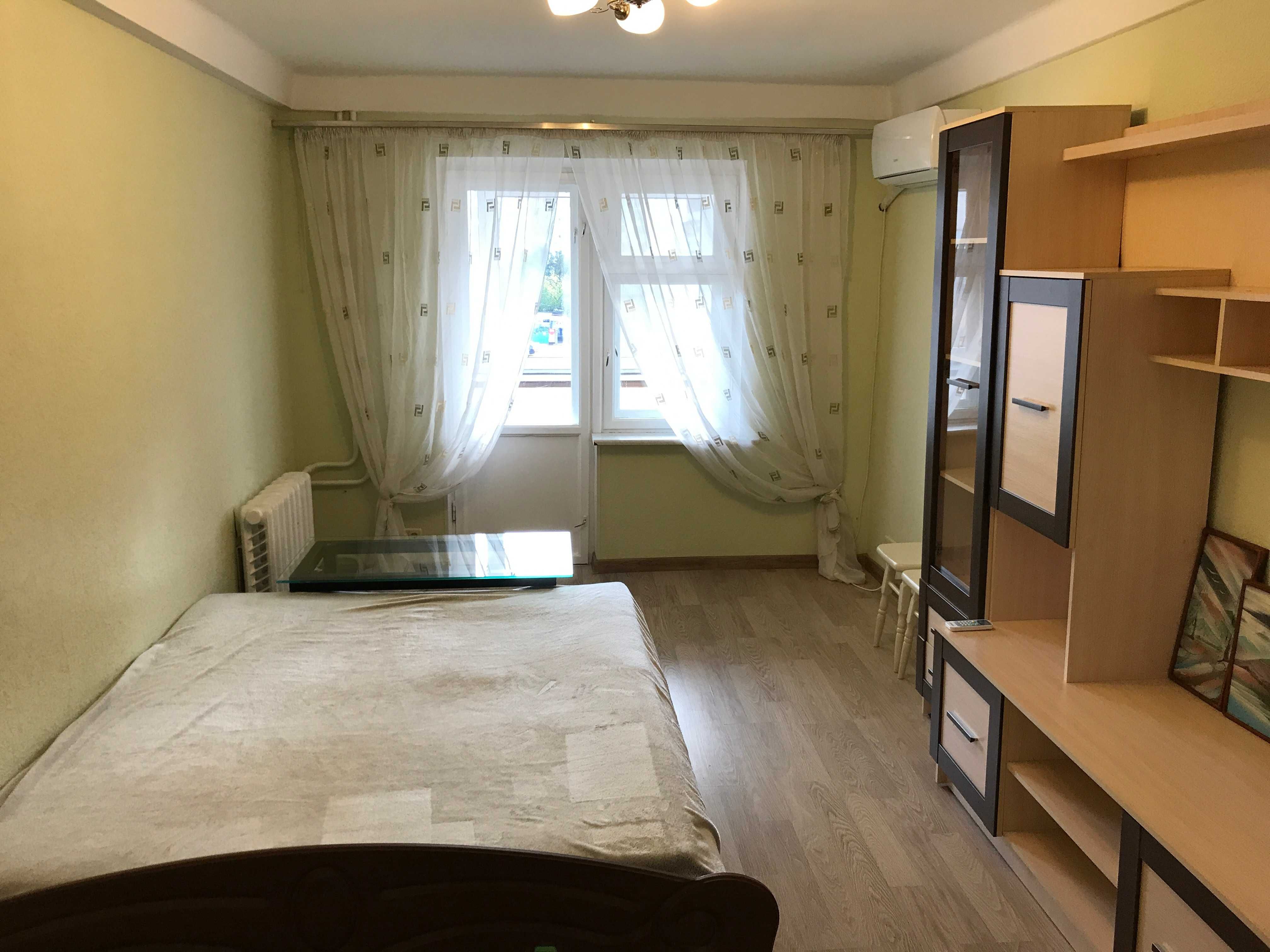 Продам 3 кімнатну квартиру, Архипенка 3, метро Оболонь, Оболонський