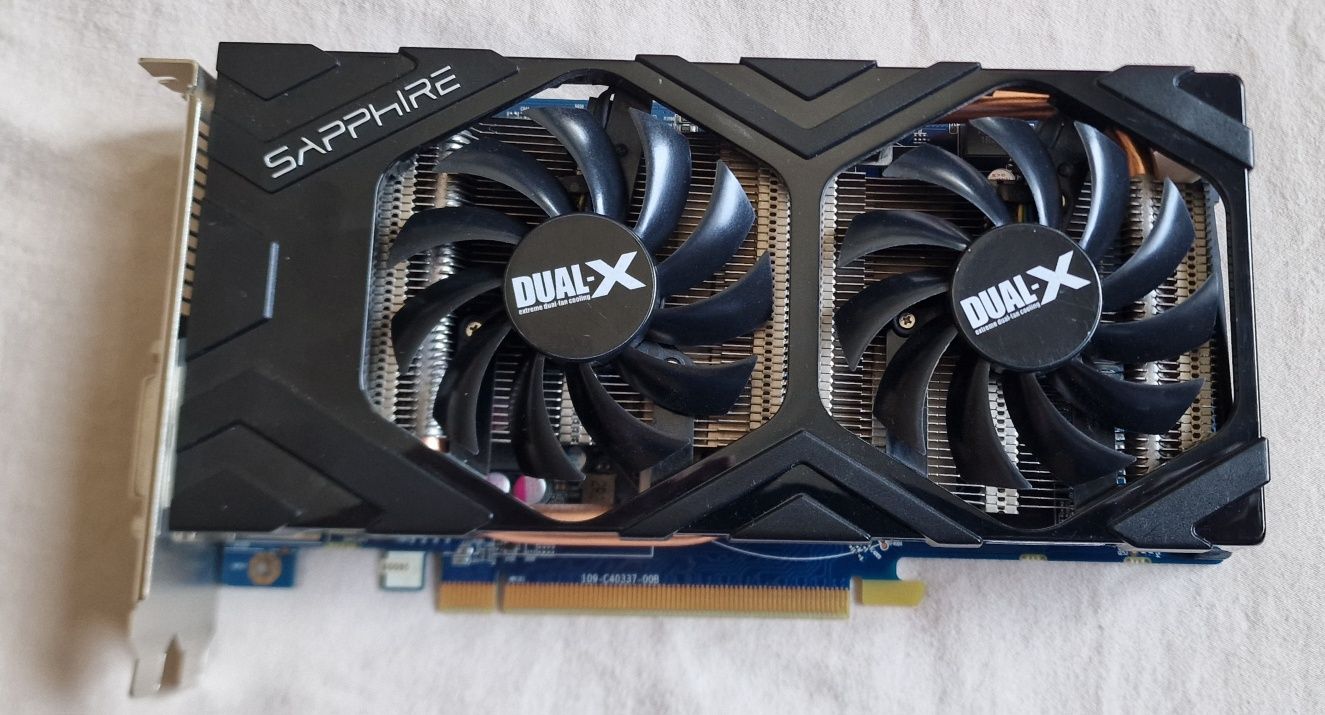 Karta graficzna Radeon HD 7850 1G