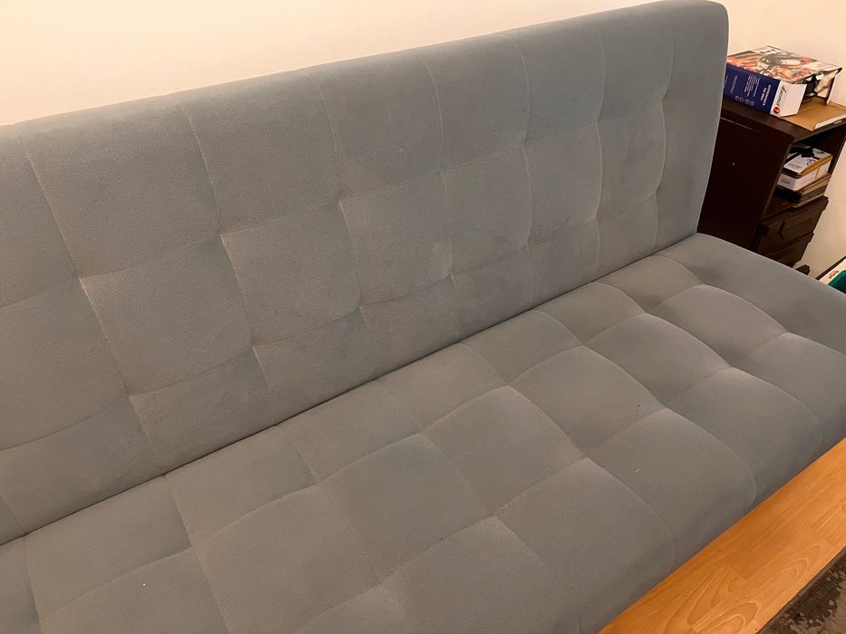 Szara kanapa/ sofa w dobrym stanie, rozkładana