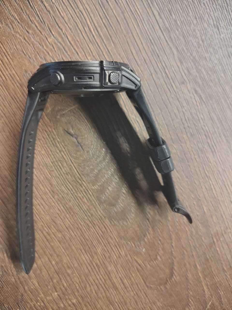 Смарт-годинник Garmin Tactix 7 PRO Solar 010-02704-11