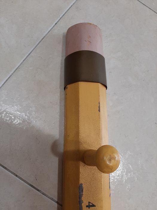 Cabide em forma de Lápis NOVO.