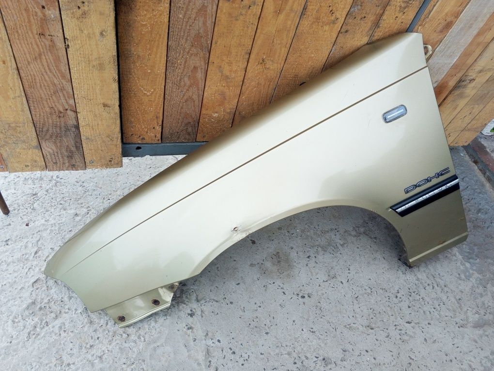 Переднє ліве крило Нексія 100 Daewoo Nexia N100