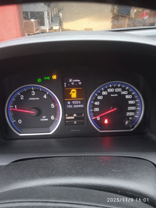 HONDA CR-V 2.2 дизель, механічна кородка передач.