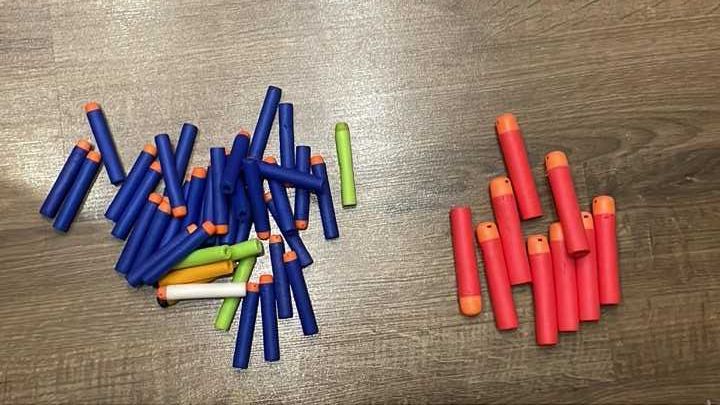 Zestaw 7 pistoletów NERF + 51 strzałek + 6 magazynków