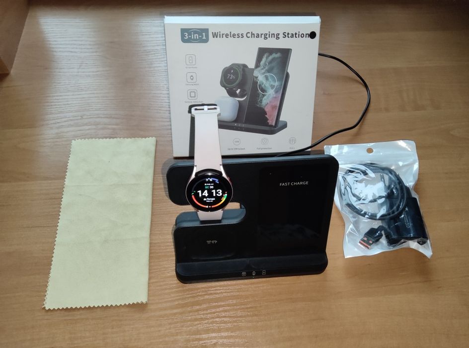 Samsung galaxy watch 5 і зарядна станція 3 в 1