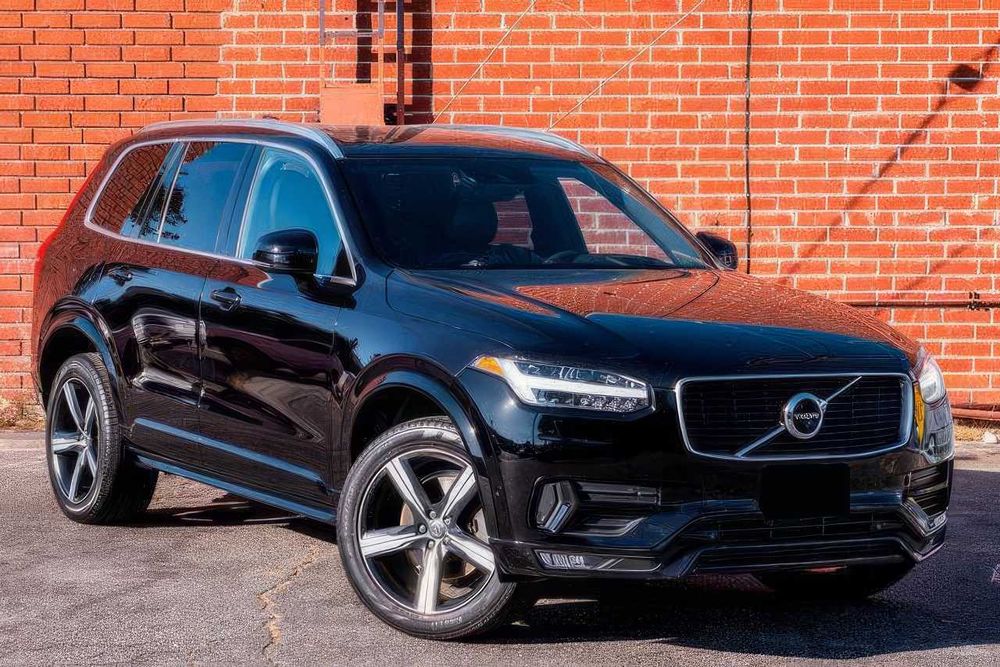 Volvo XC90 T6 R-Design      2018