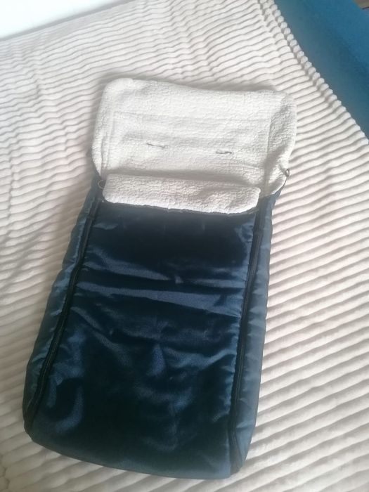 Śpiworek do wózka głębokiego i spacerowego