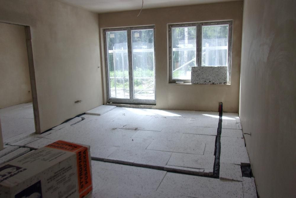 Wylewki mixokret, piana PUR